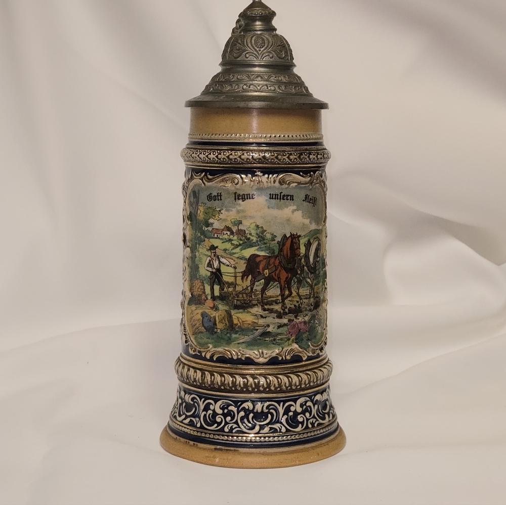 Antique German Beer Stein 0.5L – “Trinke wenn dir’s schmecket” Motto